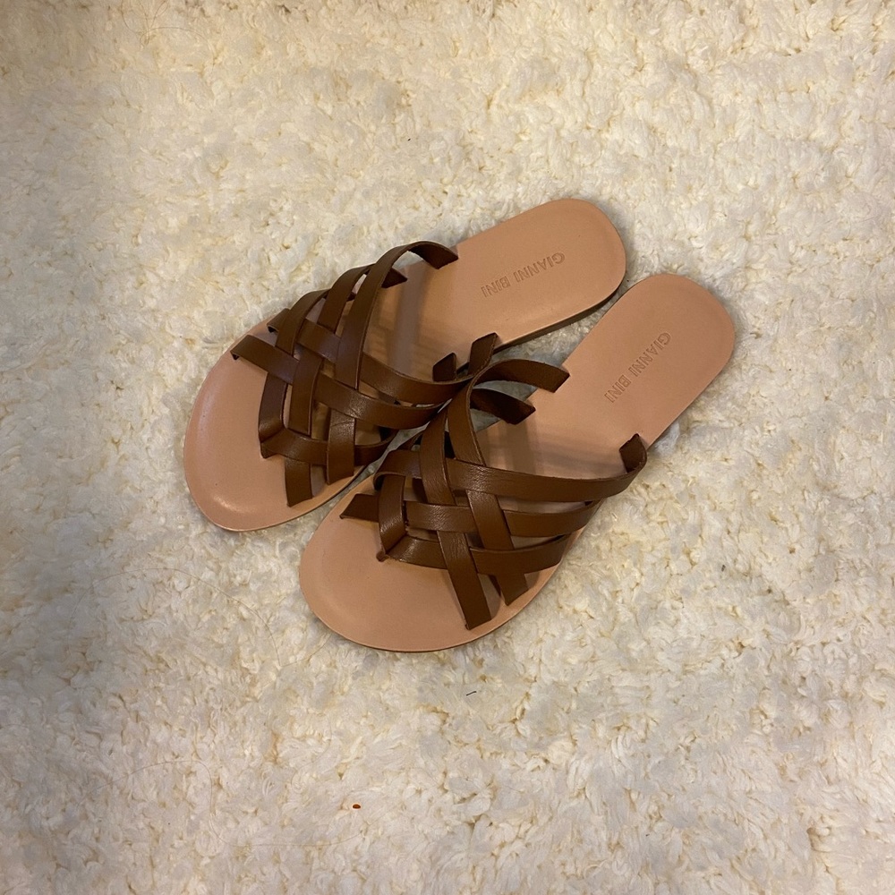 Gianni Bini Sandals